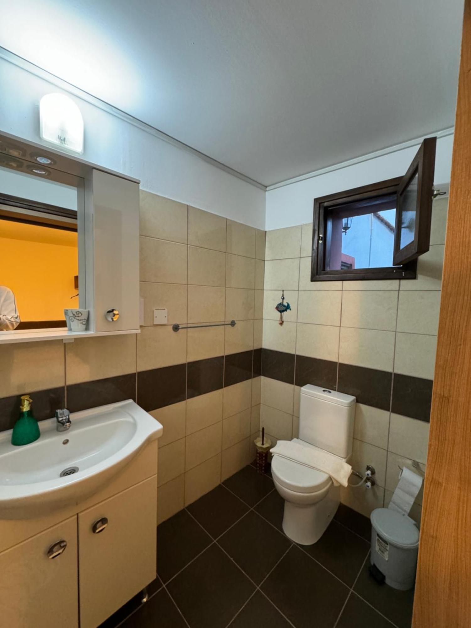 Betul Guest House Famagouste Extérieur photo